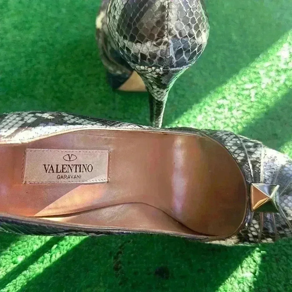 Valentino Garavani - Picture 7 of 7